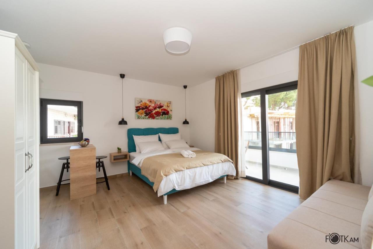 Libar Studio Apartments Baška Voda Buitenkant foto
